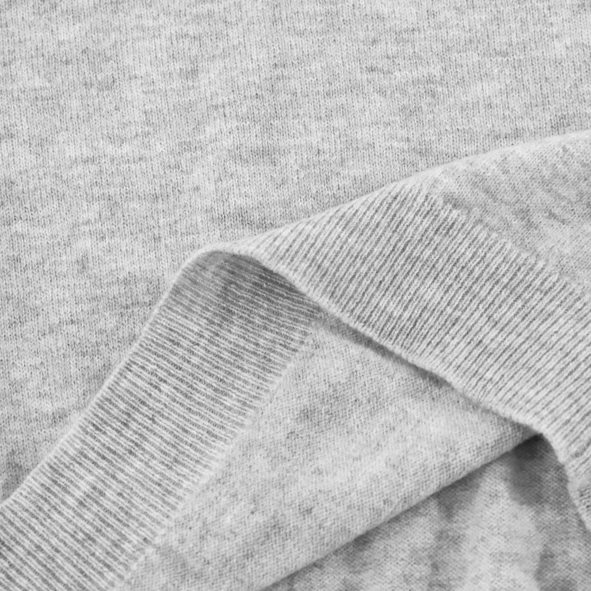 Automne Hiver OEM Usine Personnalisé Gris Cachemire À Manches Longues Femmes Pull Top Chandail En Tricot