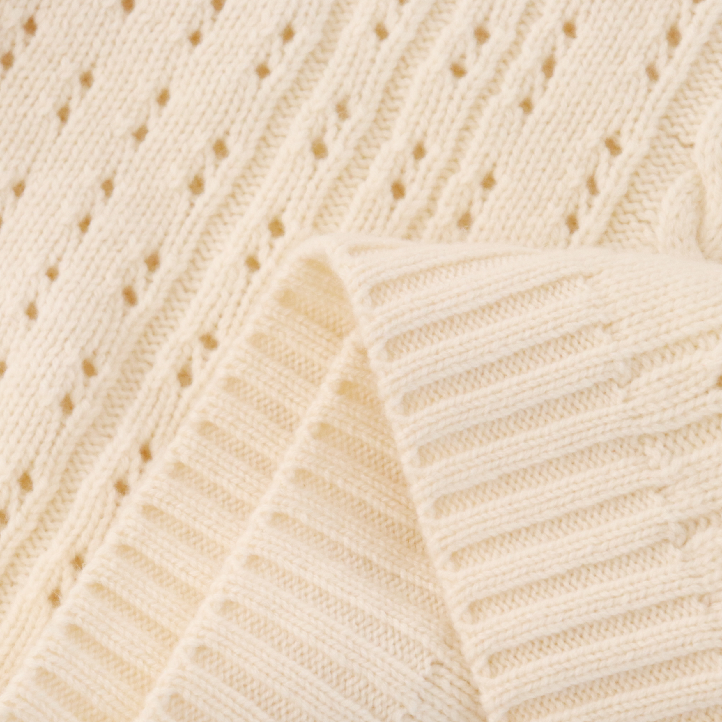 Automne hiver OEM usine personnalisée à manches longues en laine creuse femmes pull en tricot pull