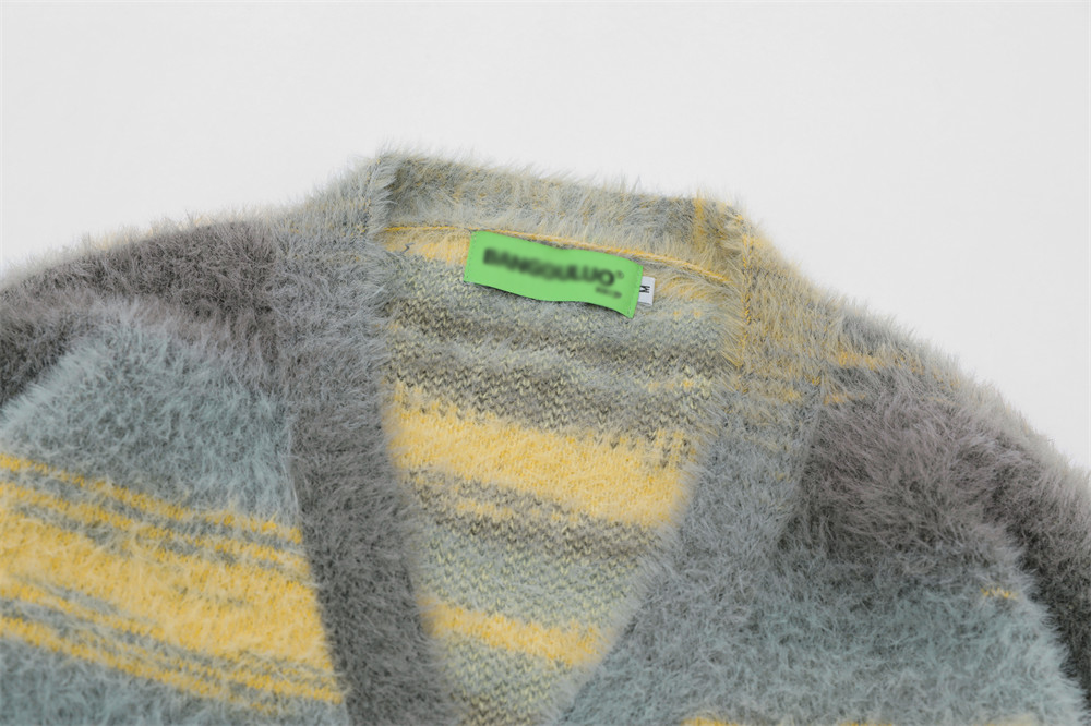 OEM personnalisé automne hiver hommes doux Mohair tricots col en V tricot rayé manteau Cardigan pull 