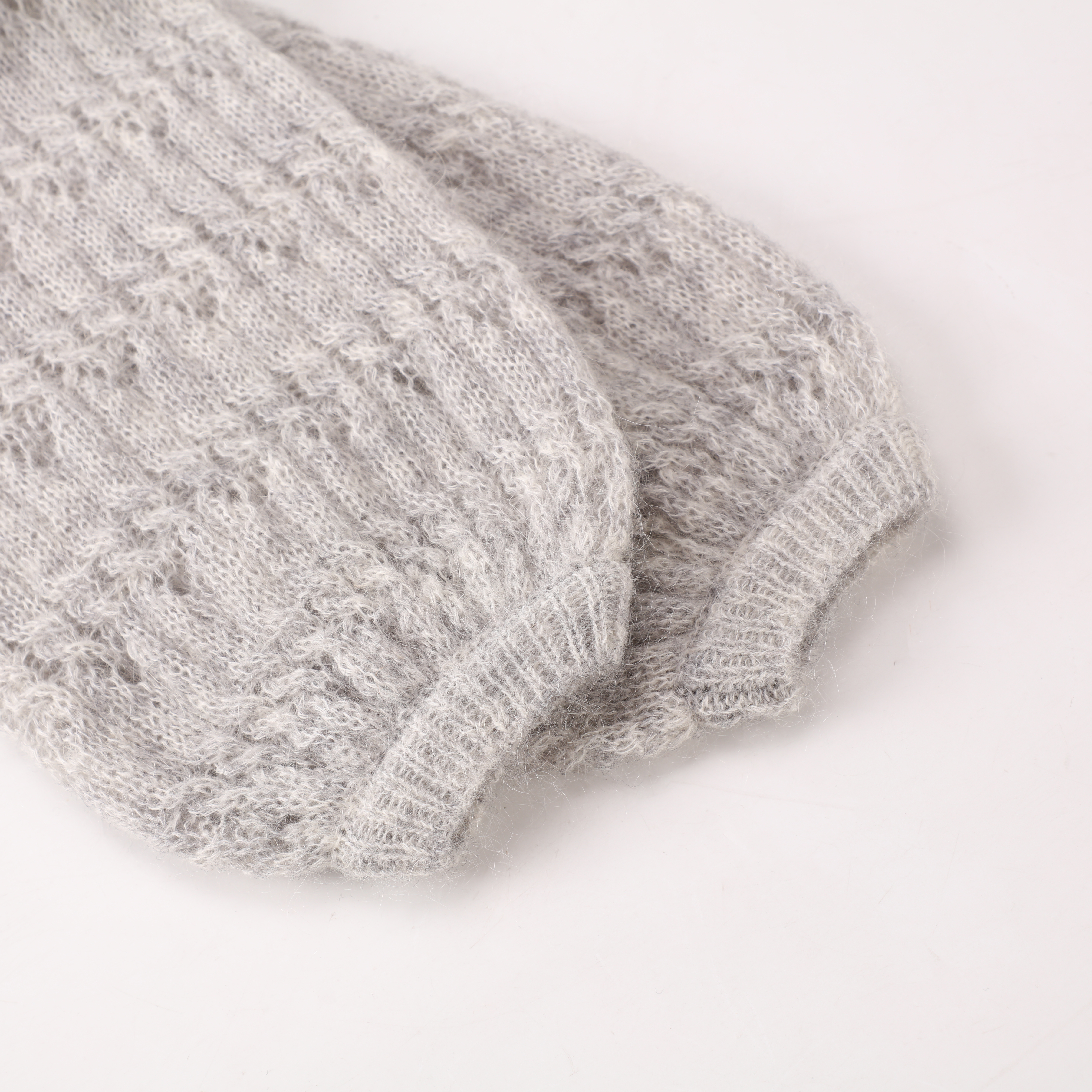 Hiver OEM personnalisé gris à manches longues col en V femmes laine douce haut en tricot pull Cardigan pour dames