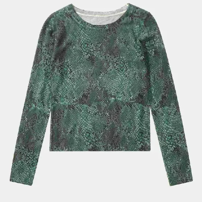 Dans quelle mesure les pulls tricotés sont-ils un incontournable de la mode intemporelle pour les femmes ?