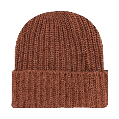 Restez confortable et élégant : les meilleurs bonnets tricotés pour chaque occasion