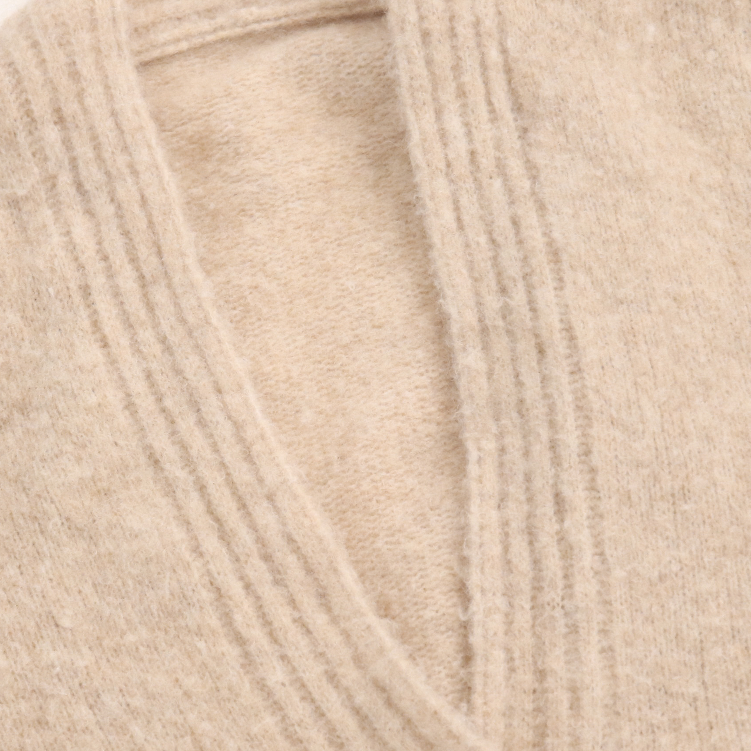 Automne Hiver Personnalisé Beige À Manches Longues Col En V Femmes Pull Pull En Tricot Avec Poche