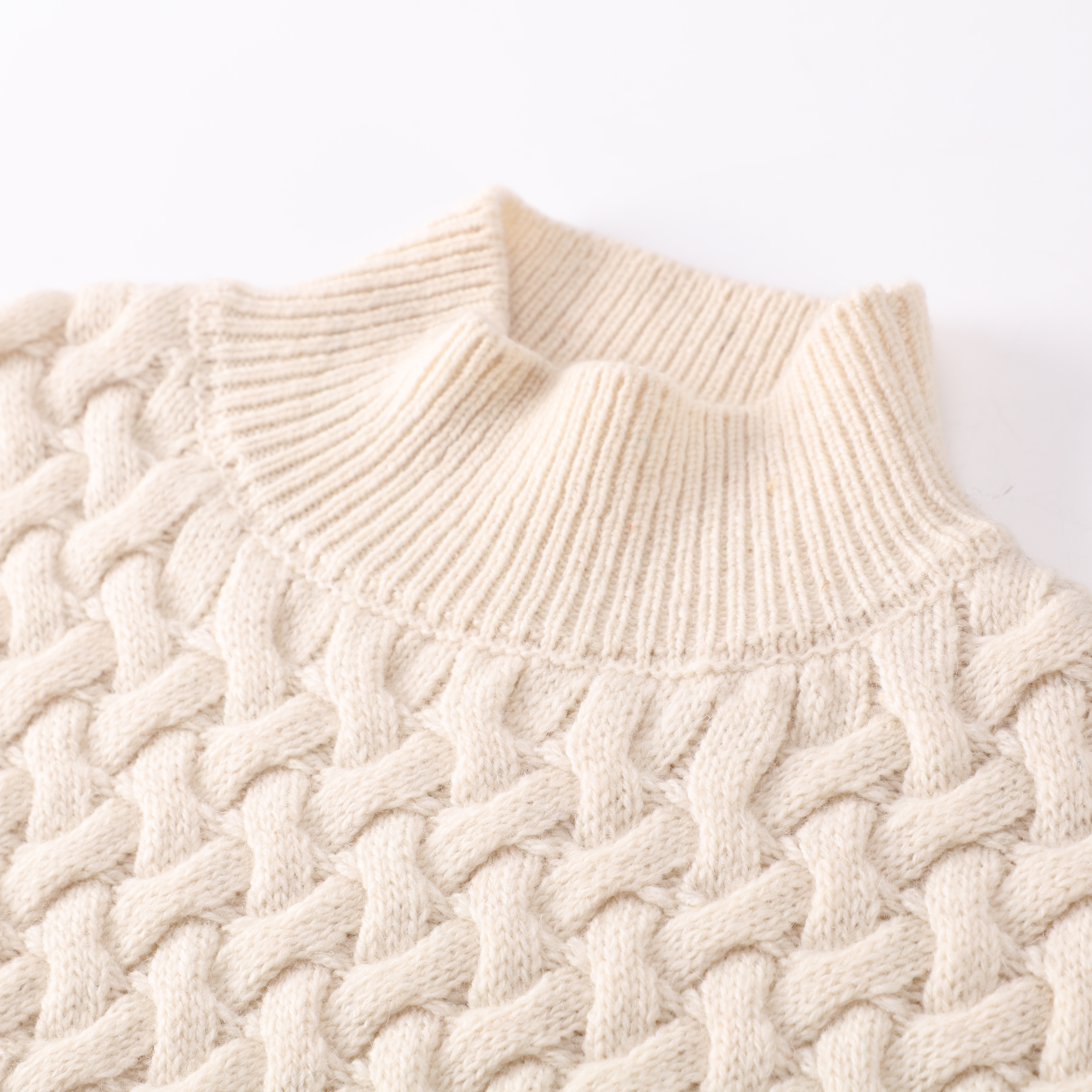 Automne hiver OEM usine personnalisé Beige à manches longues motif géométrique femmes dames pull pull en tricot