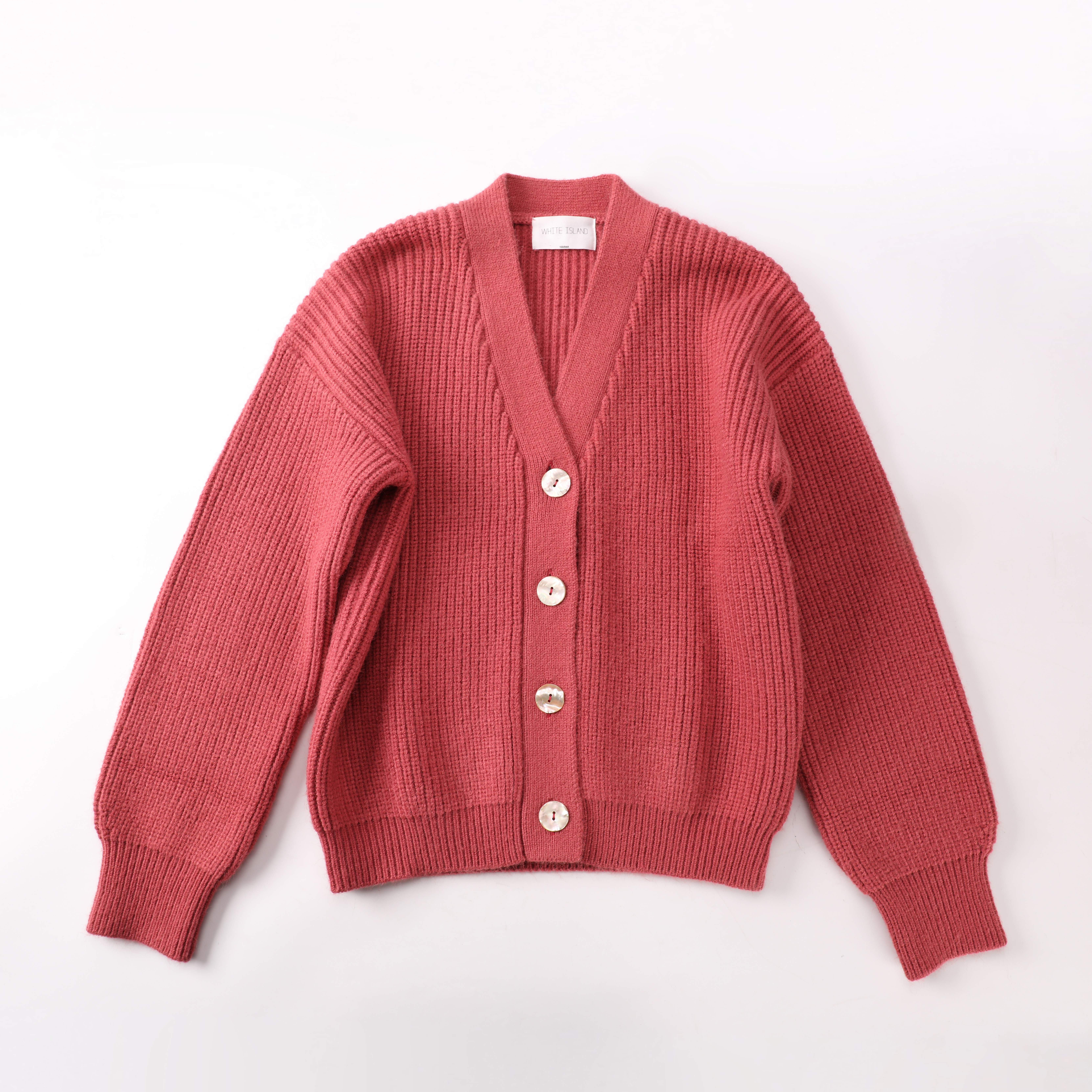 Haute qualité hiver OEM personnalisé rouge à manches longues col en V femmes haut tricot pull Cardigan pour dames