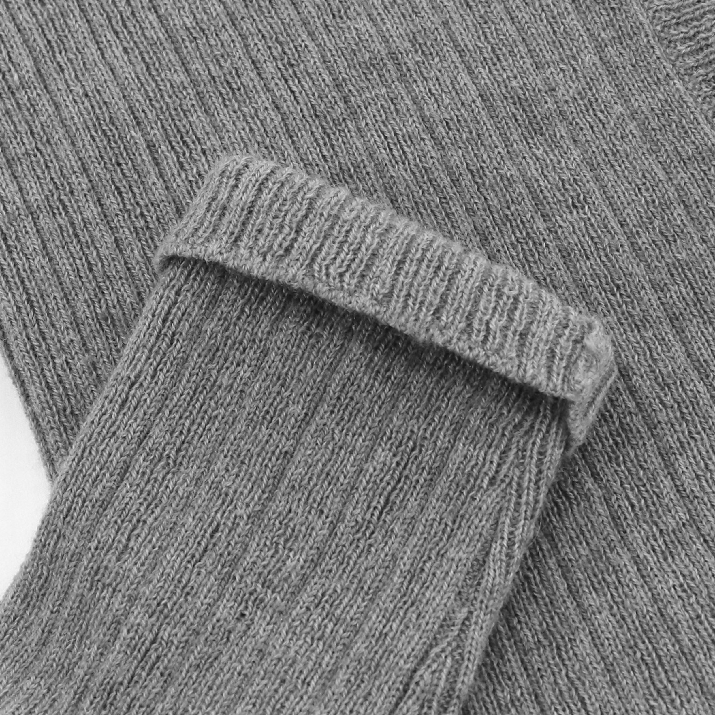 OEM Custom hiver solide à manches longues 100 % laine femmes dames Cardigan pull en tricot