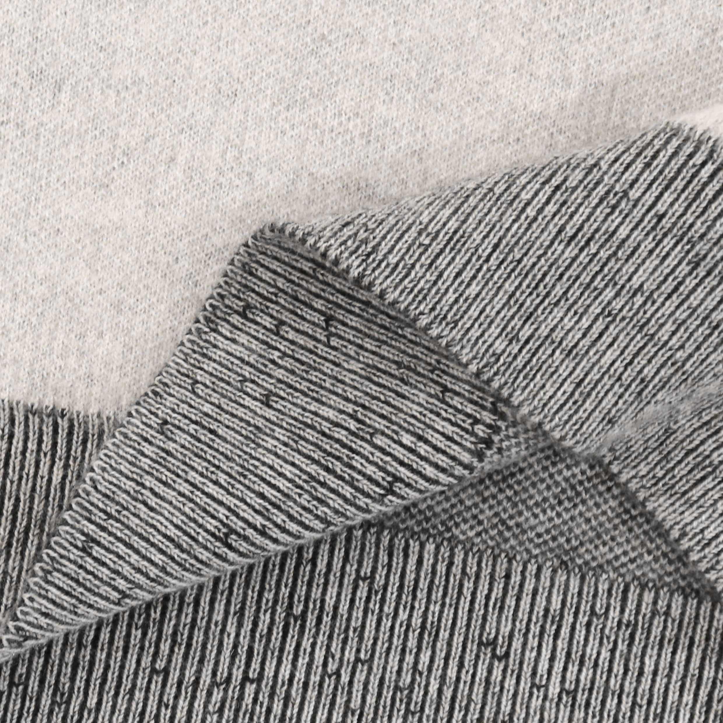 Automne hiver fabricant OEM personnalisé impression à manches longues couleurs contrastées femmes pull pull en tricot