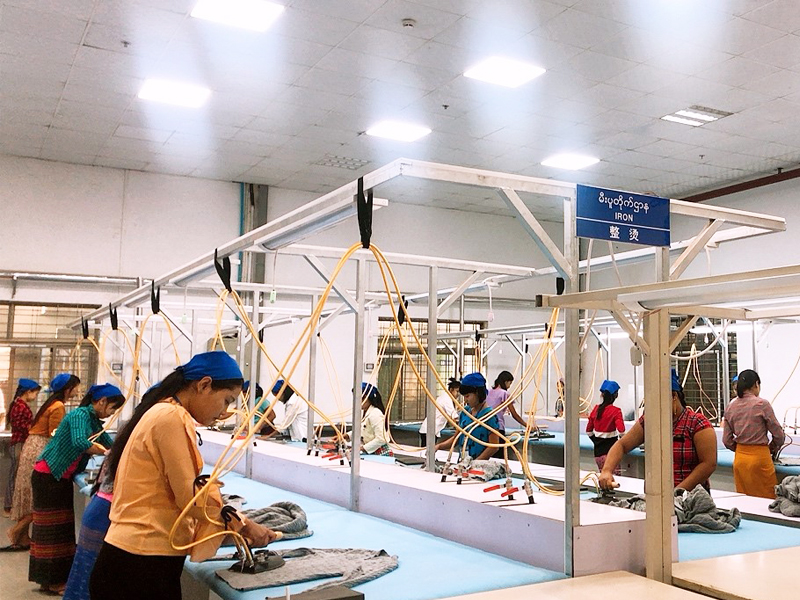 Comment coiffer un pull de Noël pour hommes